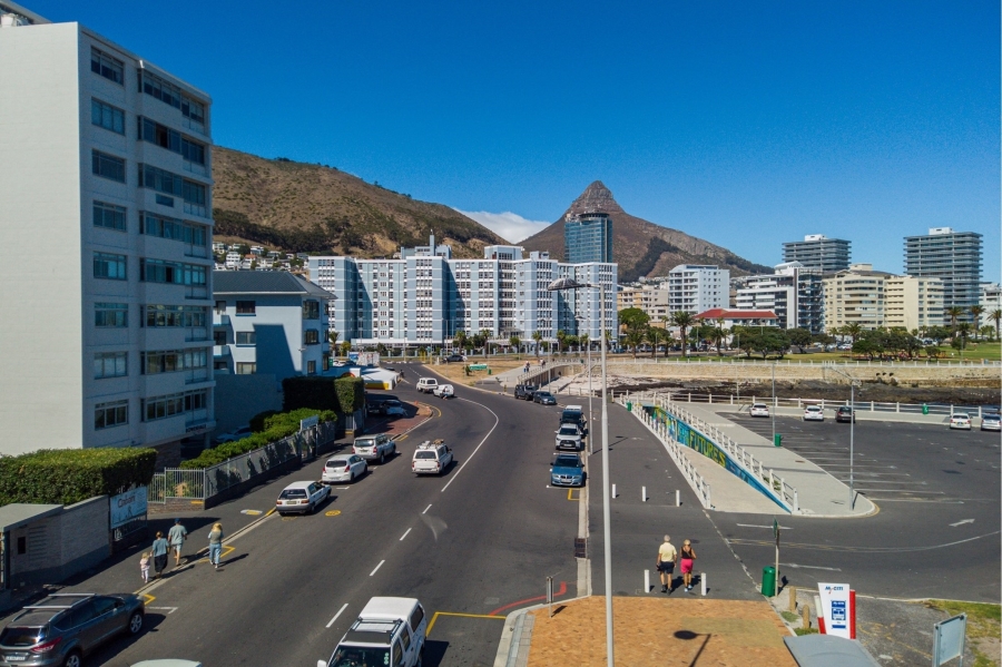 To Let 1 Bedroom Property for Rent in Mouille Point Western Cape